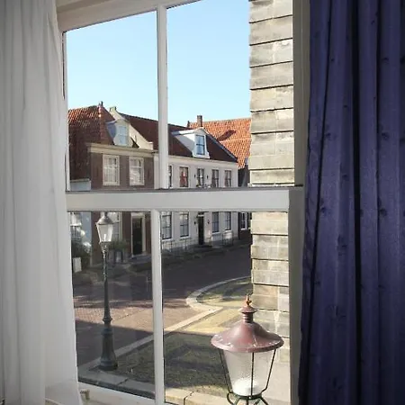 Het Wapen 3*