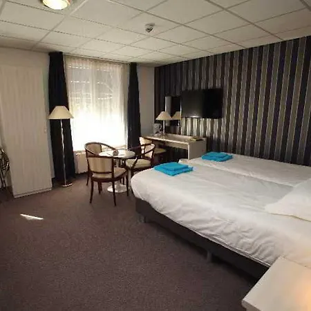 Het Wapen 3* エンクホイゼン
