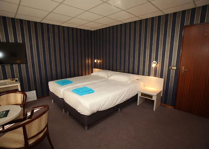 ホテル Het Wapen 3*